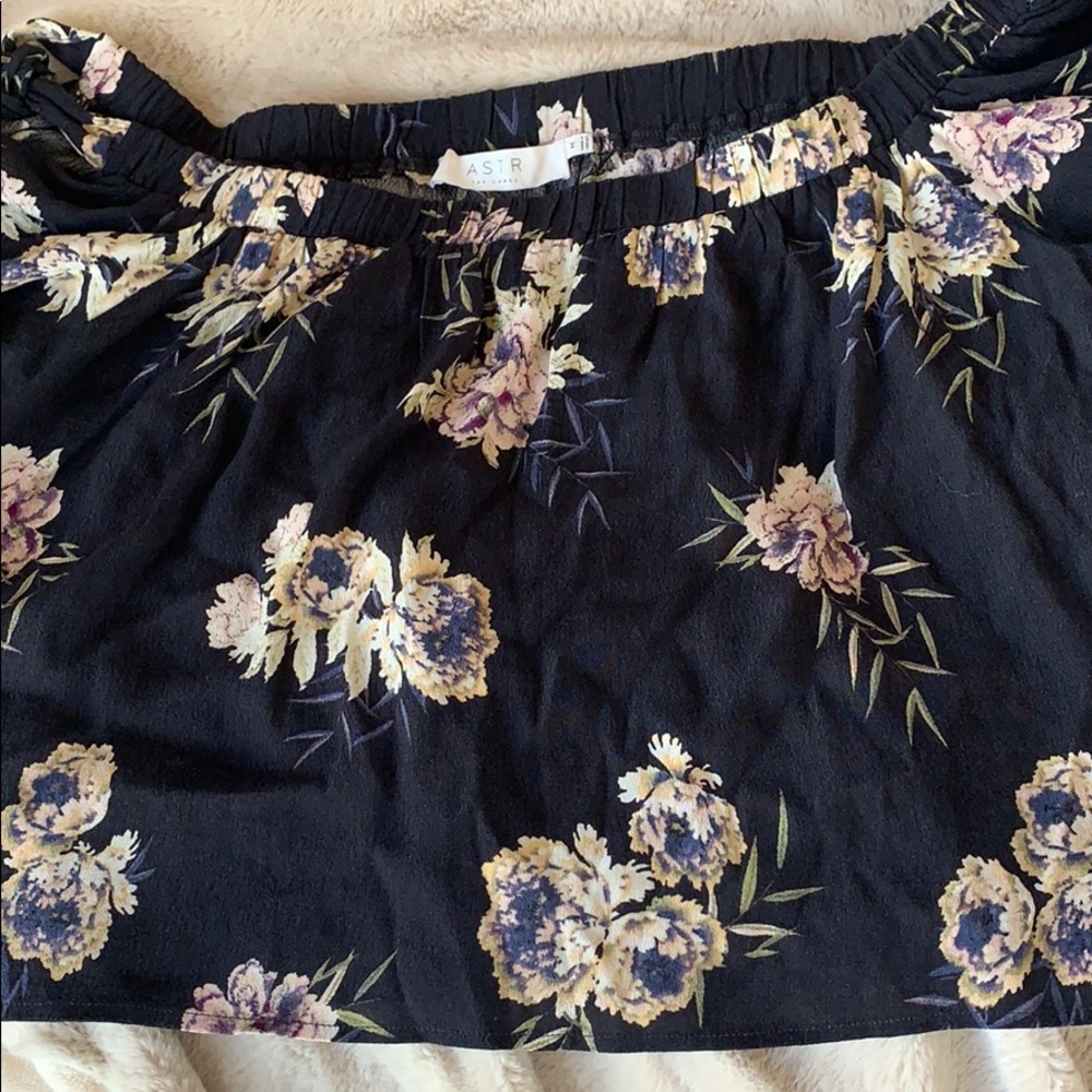 ASTR the label off the shoulder top